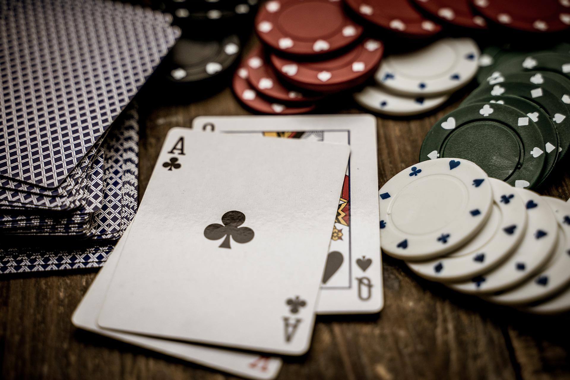 Why you should gamble at online casinos